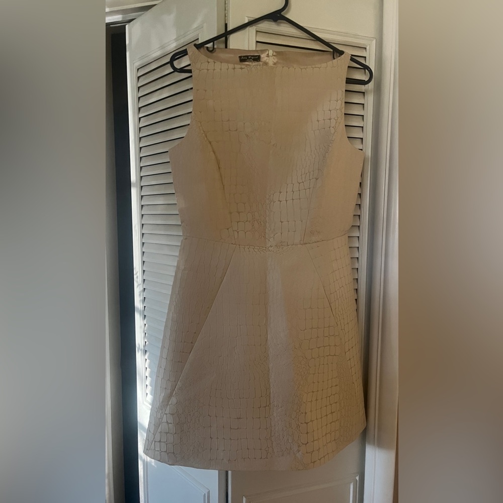 Elegant Cream Sleeveless Dress